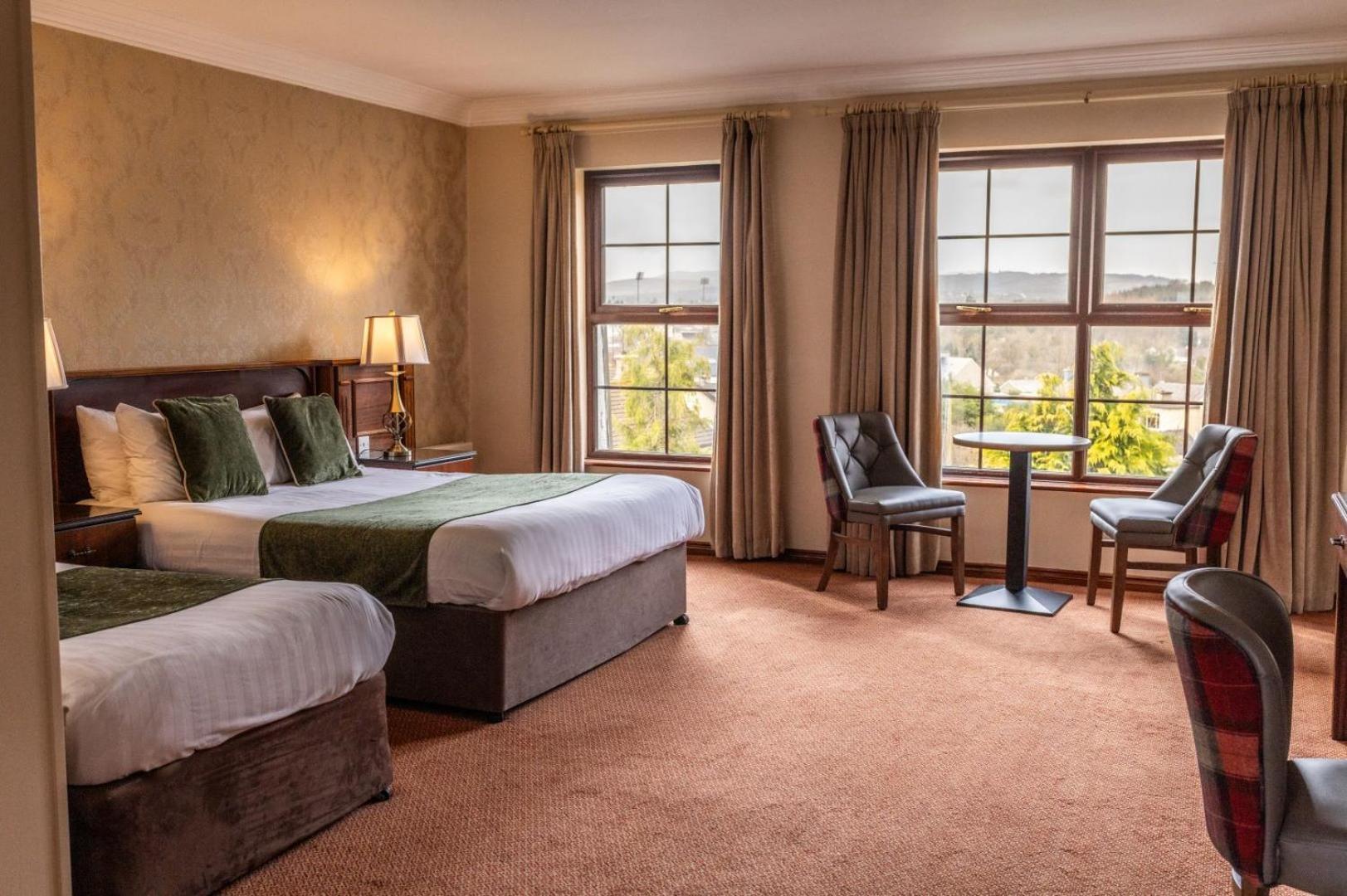 Kee'S Hotel Stranorlar Zewnętrze zdjęcie