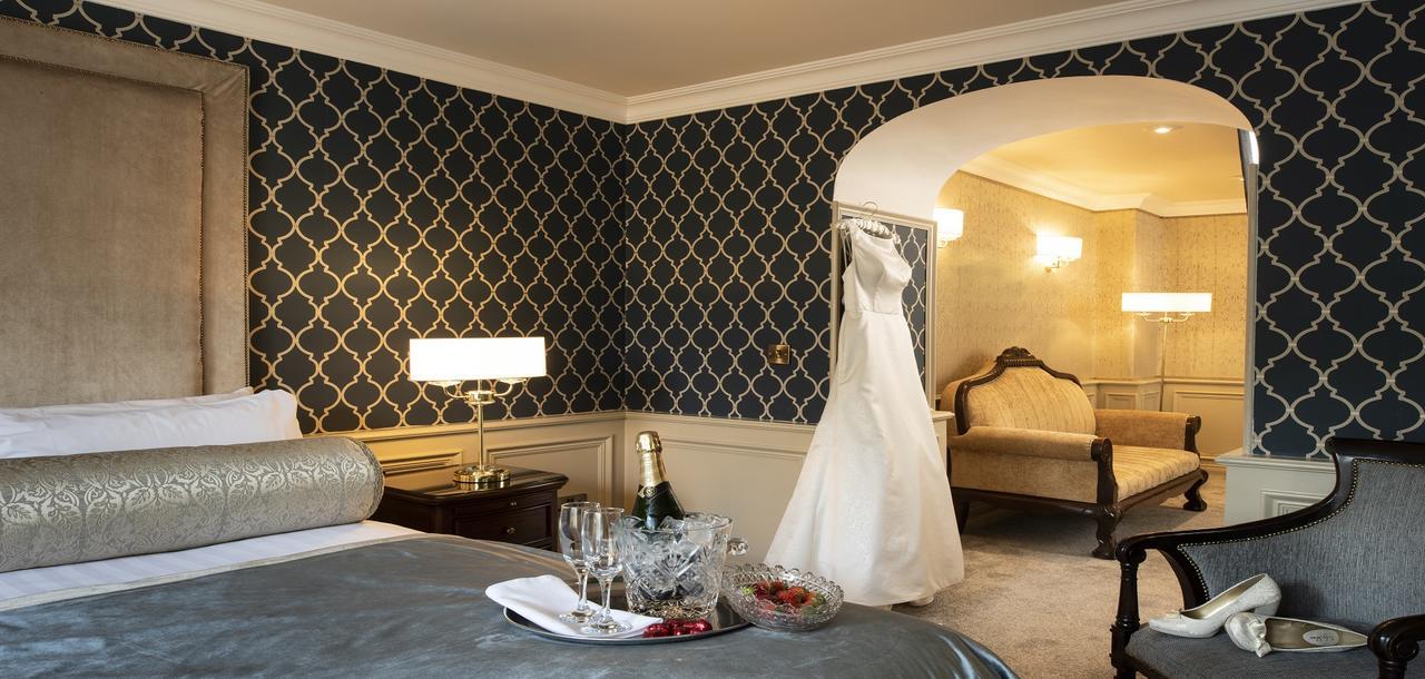 Kee'S Hotel Stranorlar Zewnętrze zdjęcie